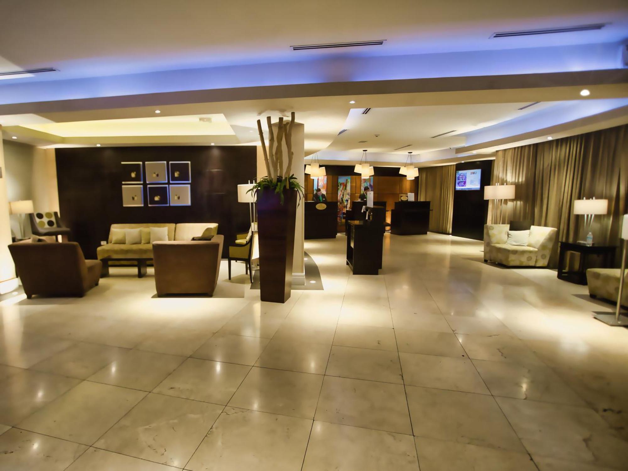 Hotel Lucerna Mexicali Zewnętrze zdjęcie